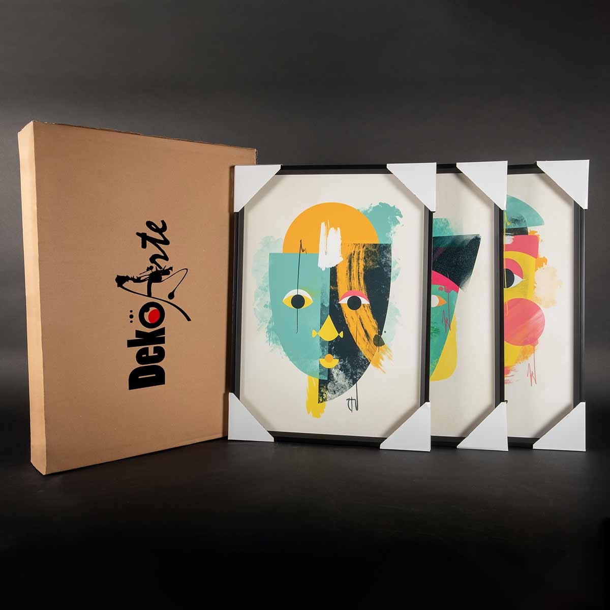 Cuadro Tríptico con Marco Negro