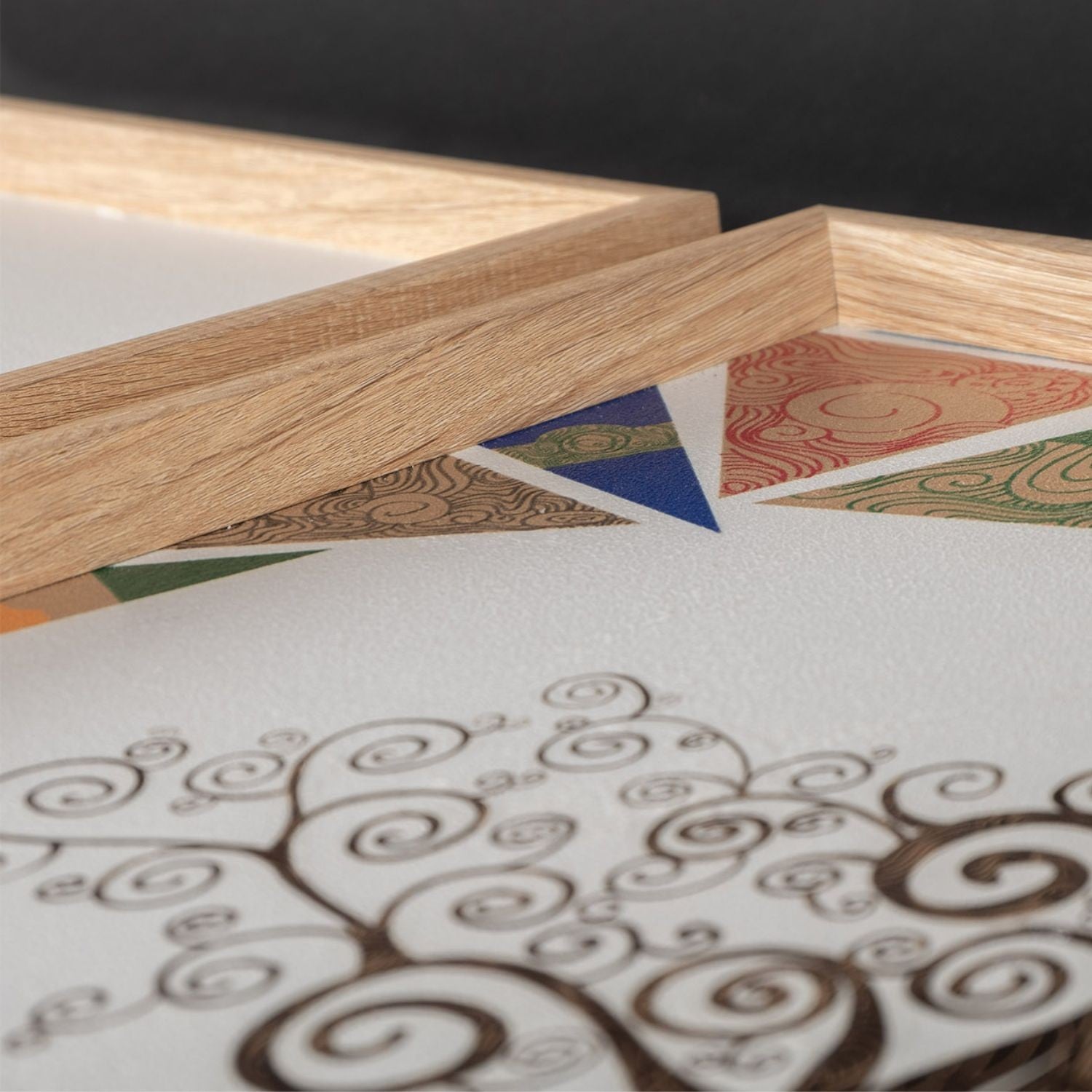 Cuadro con marco de madera