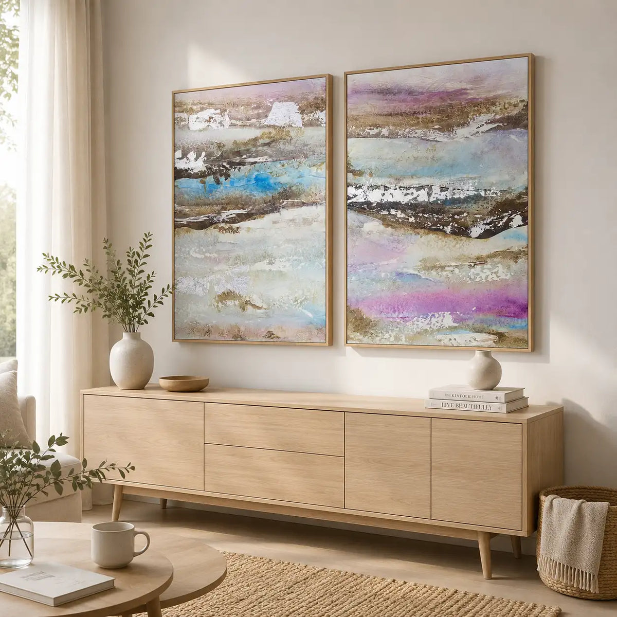 Pintura abstracta acrílica en tonos malva y plata