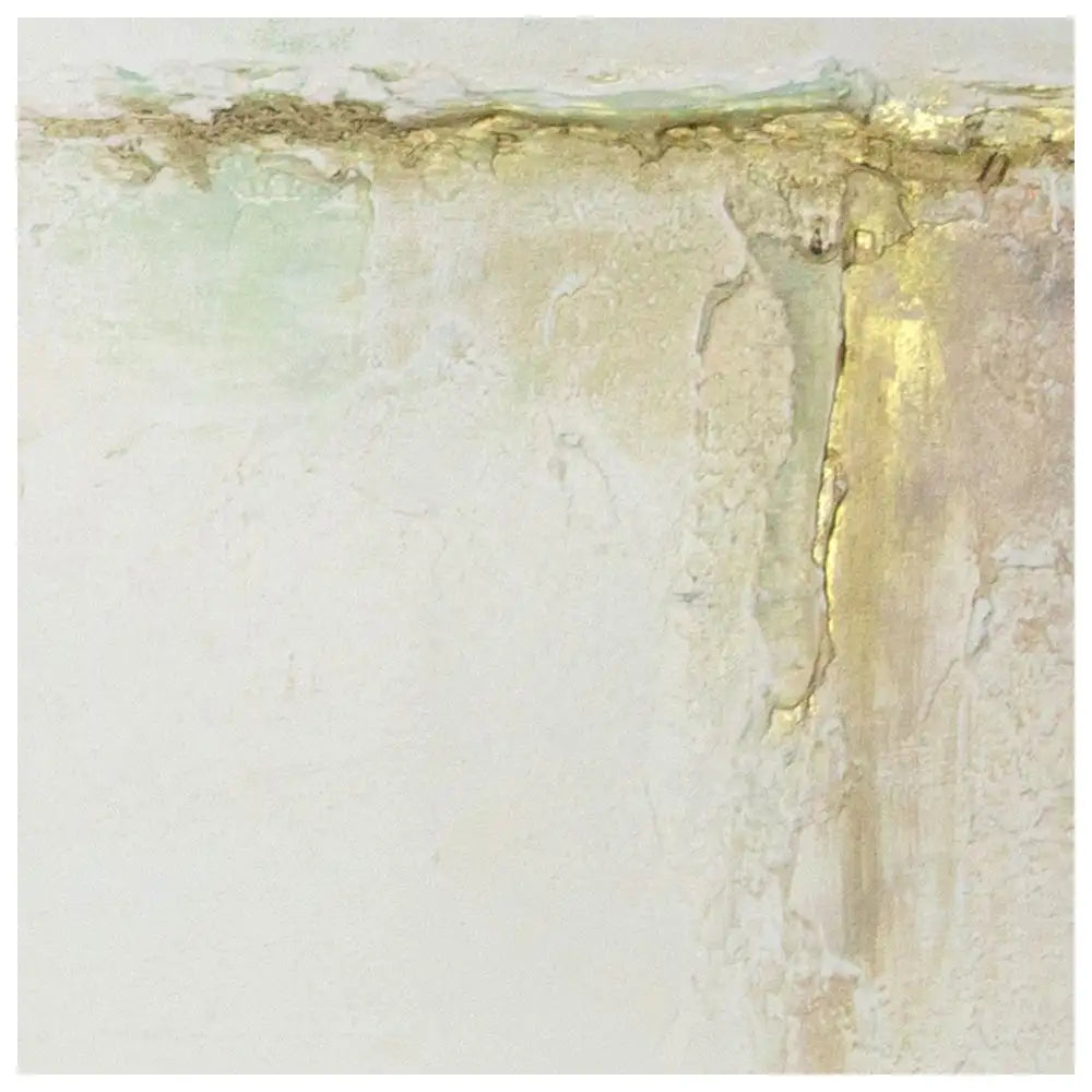 Cuadros con relieve con detalles dorados y fondo neutro