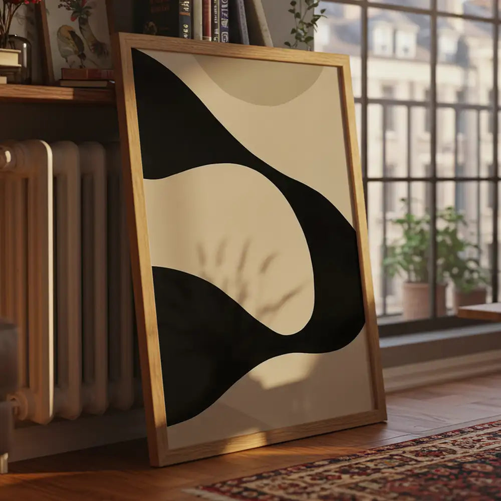 Cuadro minimalista abstracto en negro y beige | Diseño fluido