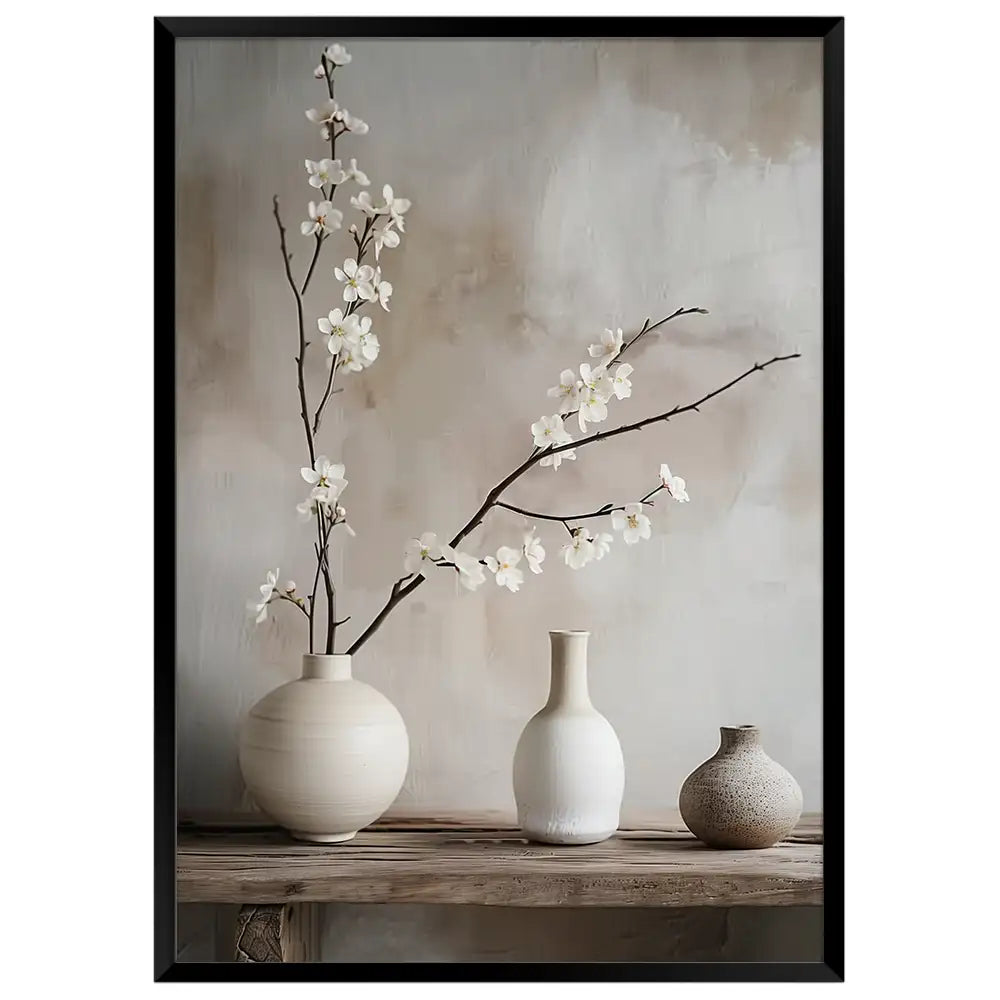 Cuadro estilo Japandi con jarrones y flor blanca