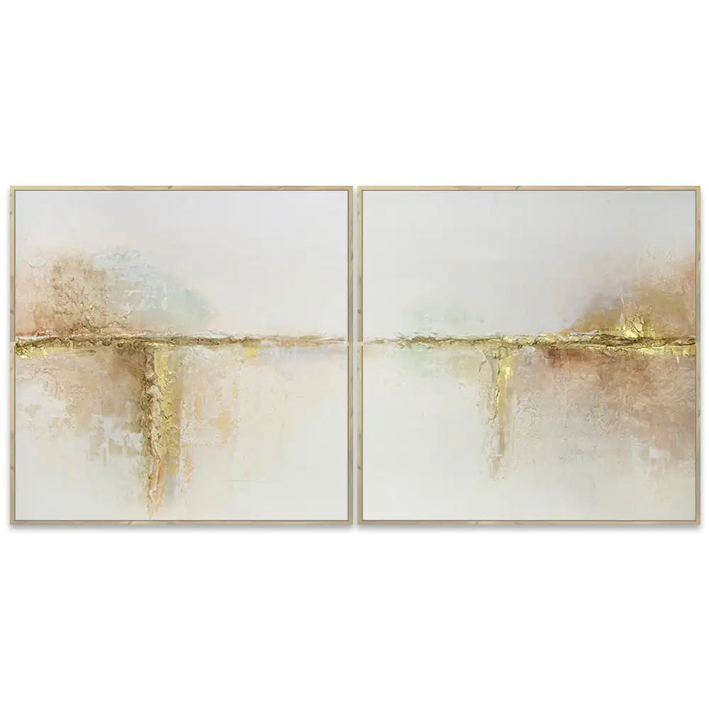 Cuadros con relieve con detalles dorados y fondo neutro