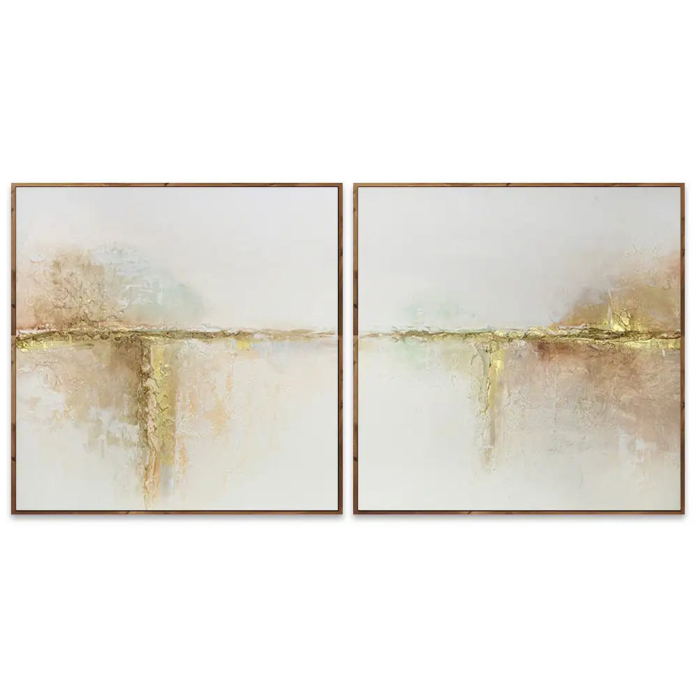 Cuadros con relieve con detalles dorados y fondo neutro