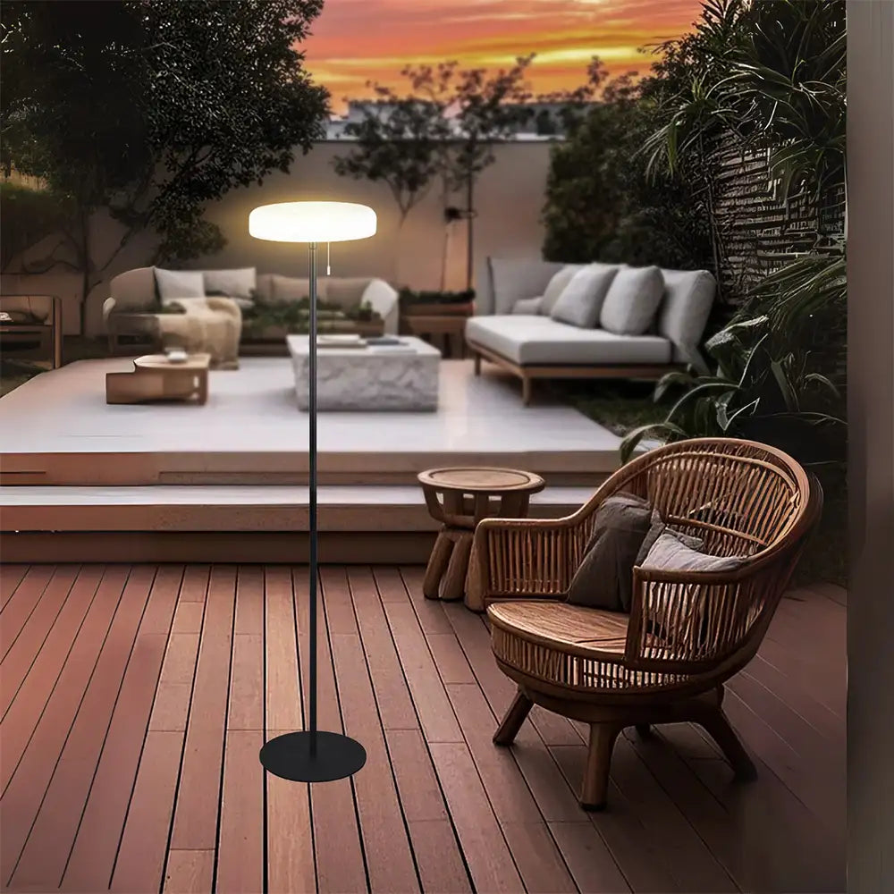 Lámpara de pie exterior negra | Iluminación sin cables