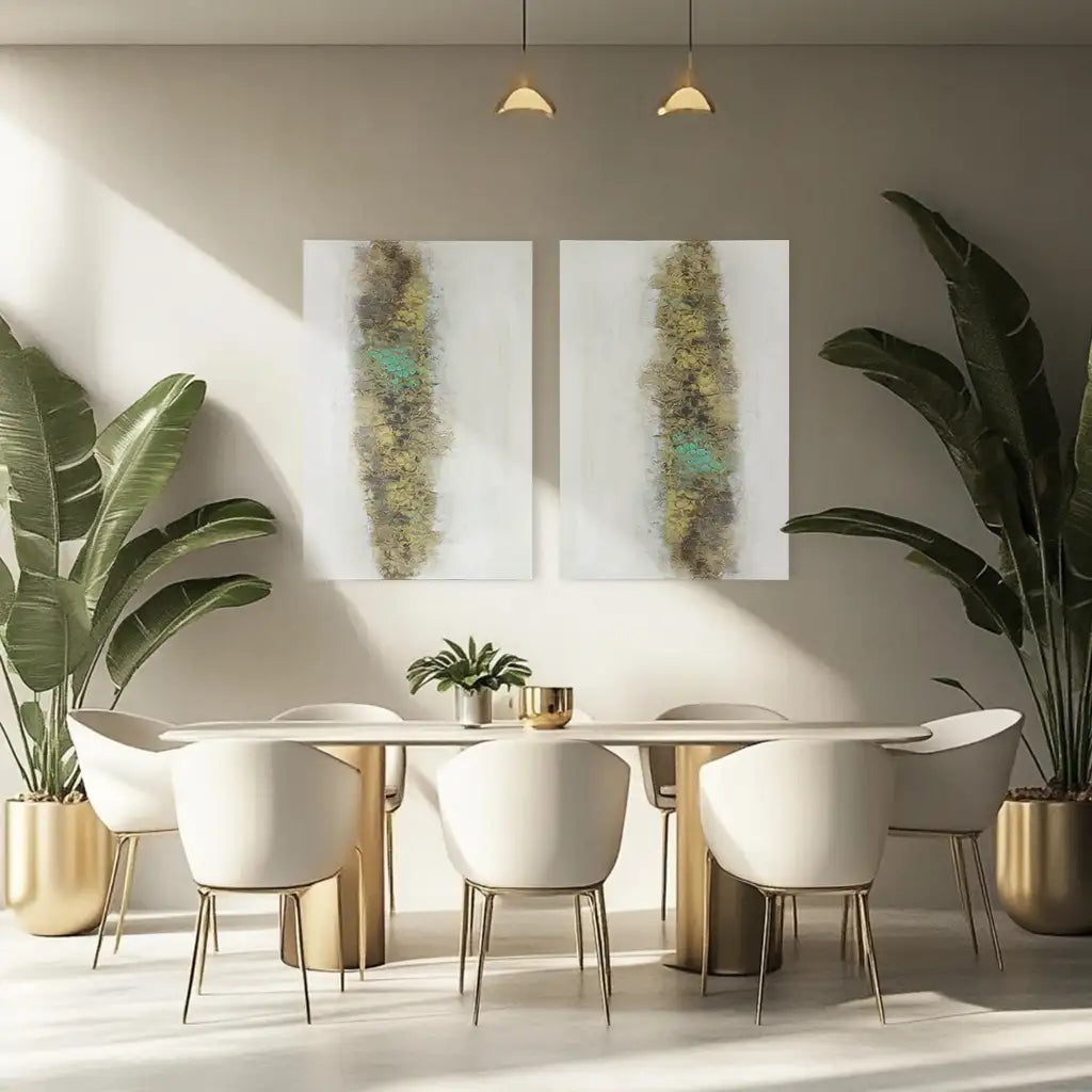 Cuadro con relieve pintado a mano en tonos tierra y dorado