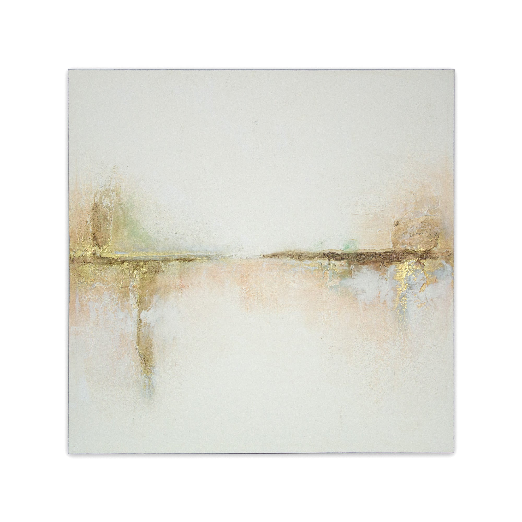 Cuadros con relieve con detalles dorados y fondo neutro