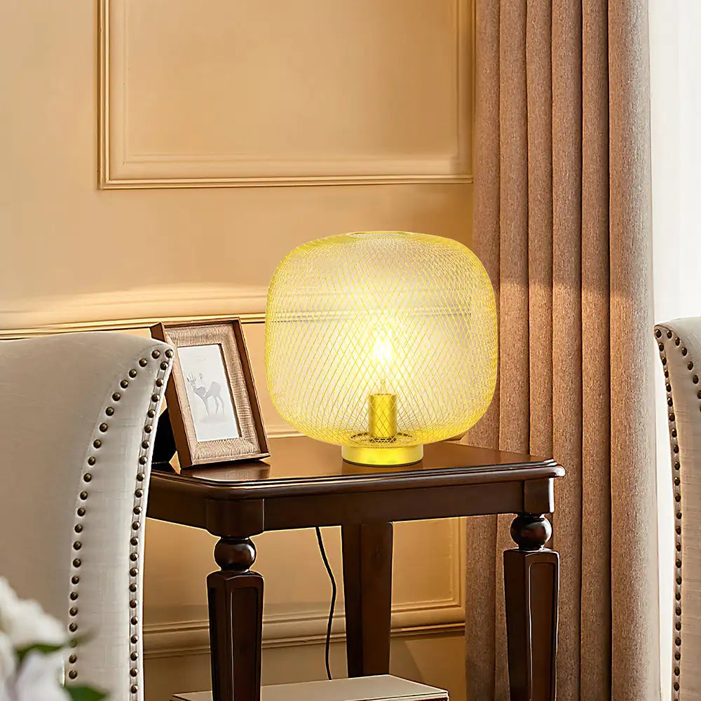 Lámpara de sobremesa dorada | Elegancia metálica decorativa