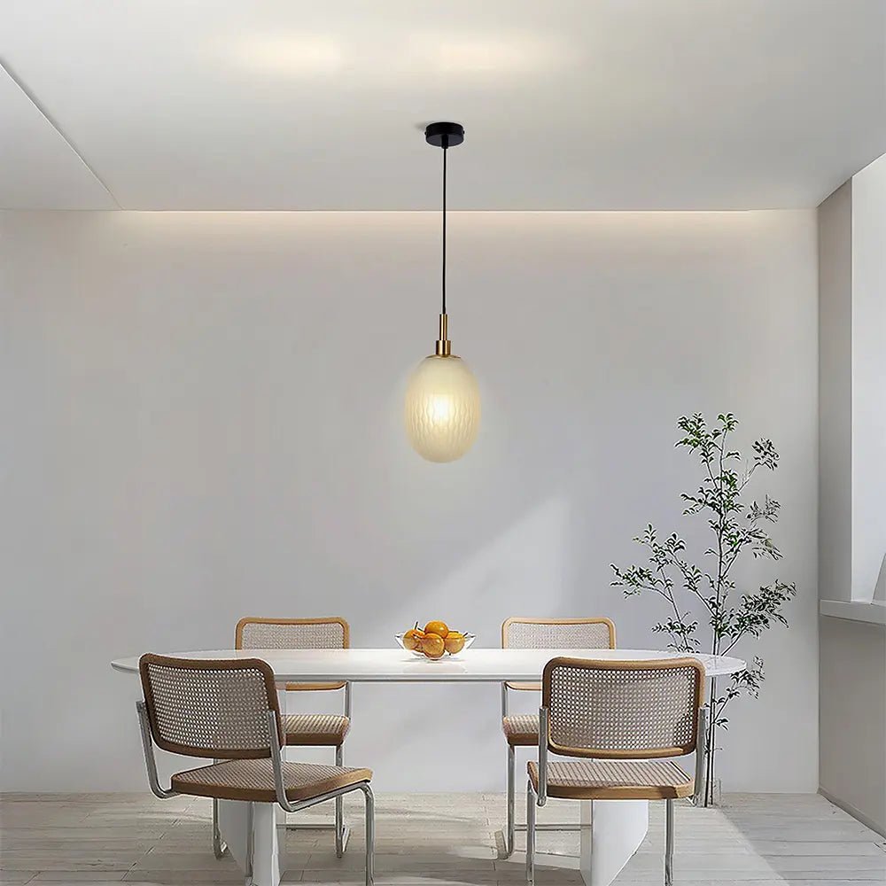 Lámpara de techo colgante en negro y oro - DekoArte