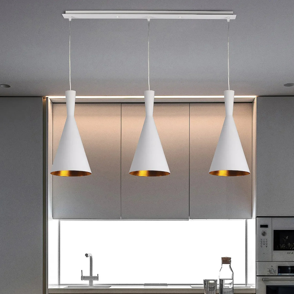 Lámpara de techo de 3 luces | Pantallas cónicas en color blanco