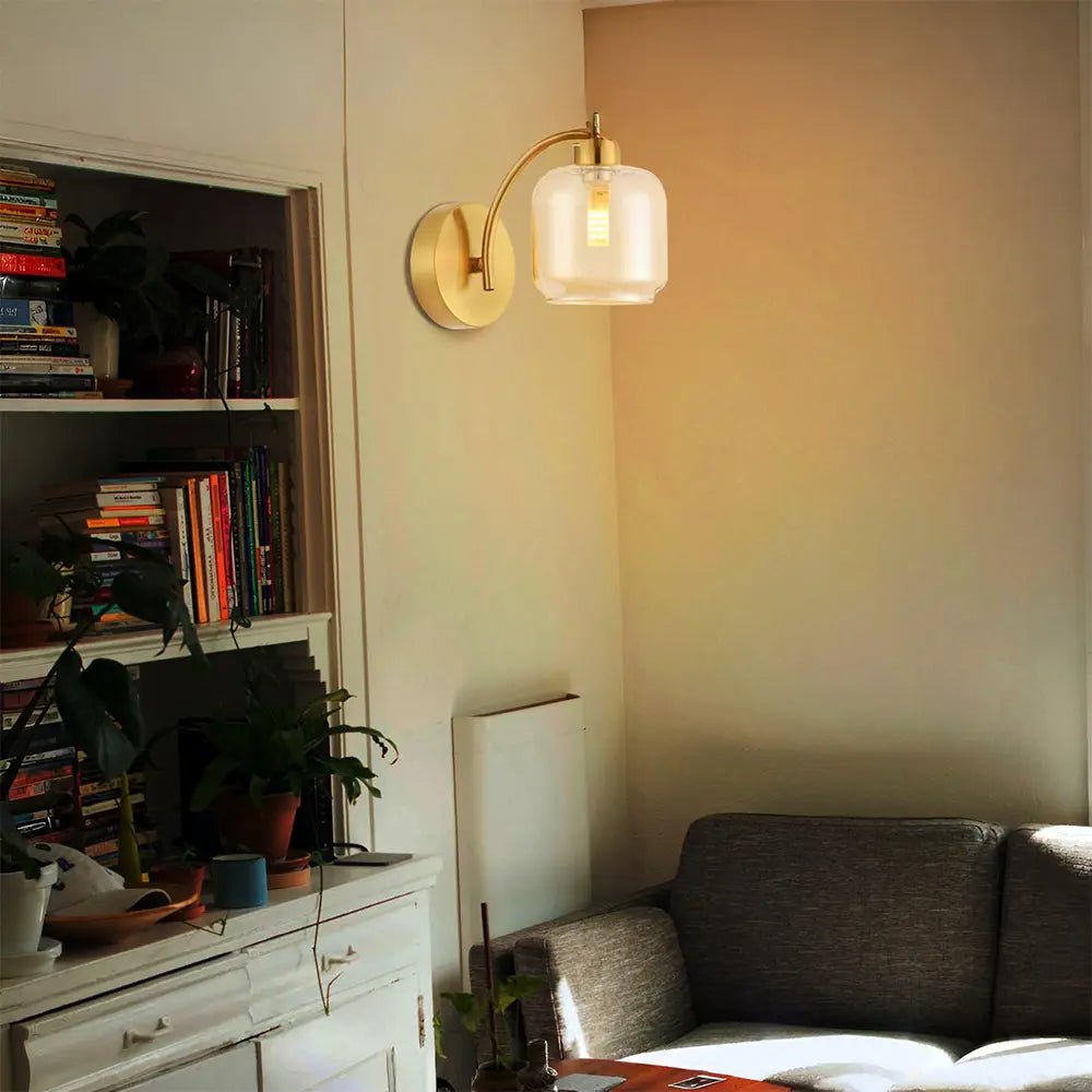 Aplique de pared interior en latón cepillado y cristal ámbar - DekoArte