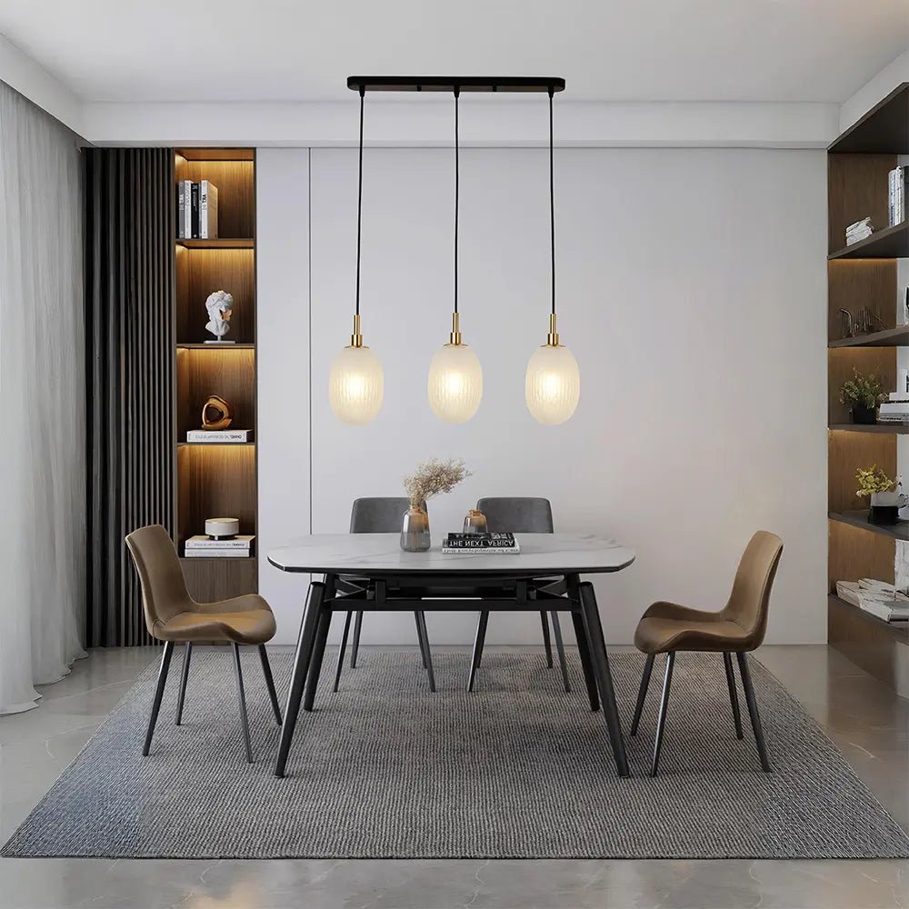 Lámpara de 3 luces con cristal opal y metal negro - oro  - DekoArte