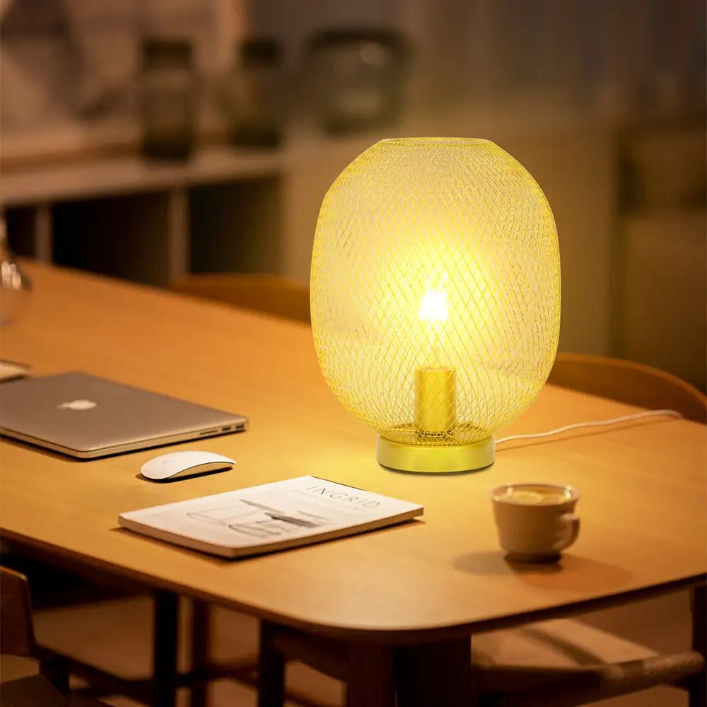 Lámpara de sobremesa dorada | Pieza decorativa elegante - DekoArte